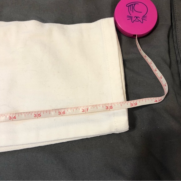 Forever 21 White Distressed Jeans Size 26 - Picture 10 of 12